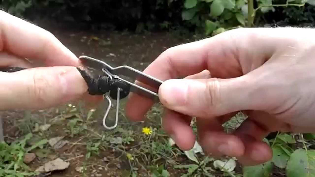 use the victorinox hanger clip like a multitool.