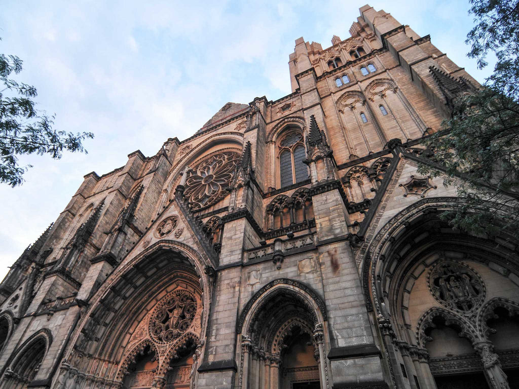 Weekly livestreams from NYC’s biggest houses of worship